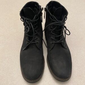 Blondo waterproof black suede lace up ankle boot, size 9